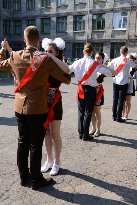 В Кременчуге прозвенел последний звонок-2014!