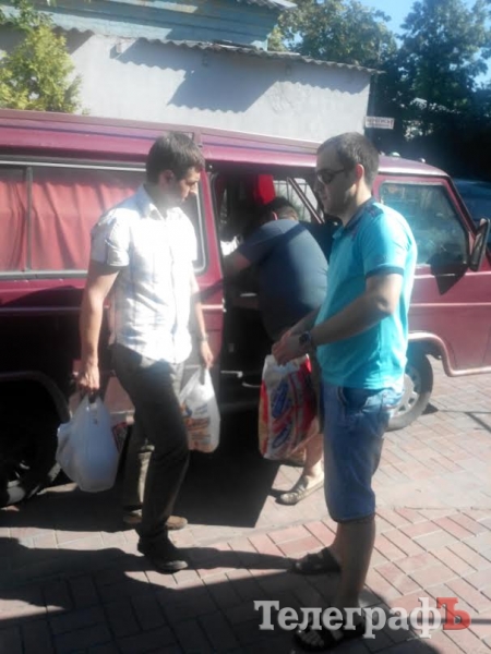 Кременчужане помогли артиллеристам блюсти «чистоту рядов» и подкормили