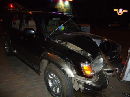 9 июня в Кременчуге автомобили врезались в столбы, ограждения и друг в друга