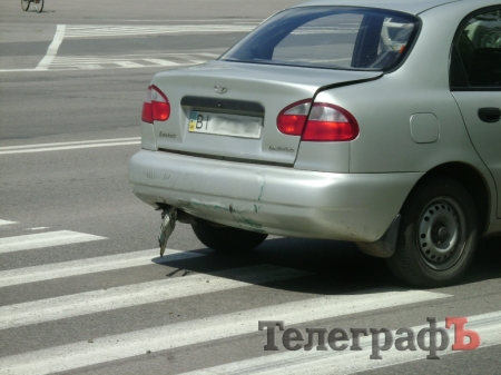 В районе электростанции «поцеловались» два «ланоса»