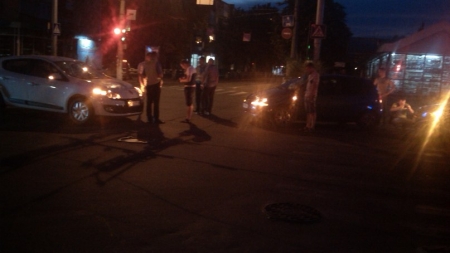 В Кременчуге ночное ДТП возле рынка