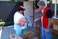 На Молодежном жители многоэтажного дома собрали гуманитарную помощь военным