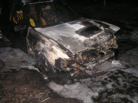 В Кременчуге на Молодёжном горели четыре автомобиля