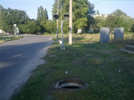 Кременчужане продолжают находить открытые люки