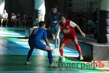 Футзал: «Лукас» начинает с победы в Экстра-лиге