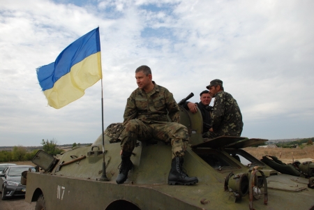 Кременчужане передали караван помощи для военных на Восток Украины