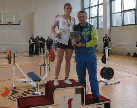 Пауэрлифтинг: кременчужанка выжала 300 кг на Чемпионате Украины