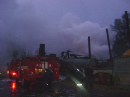 В Кременчуге загорелся котел по обезвоживанию битума В Кременчуге загорелся котел по обезвоживанию битума