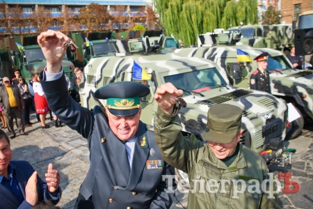 КрАЗ передал Нацгвардии и пограничникам 23 единицы военной техники