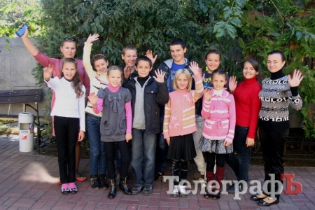 Ученики Малокохновской школы собрали 1325 гривен для военных