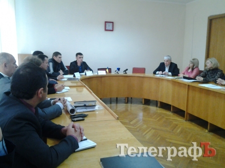 Полюхович предложил возить переселенцев в троллейбусах бесплатно Полюхович предложил возить переселенцев в троллейбусах бесплатно