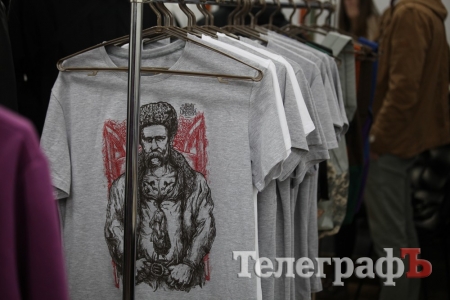 В Кременчуге прошла тусовка для тех, кто любить быть модным В Кременчуге прошла тусовка для тех, кто любить быть модным