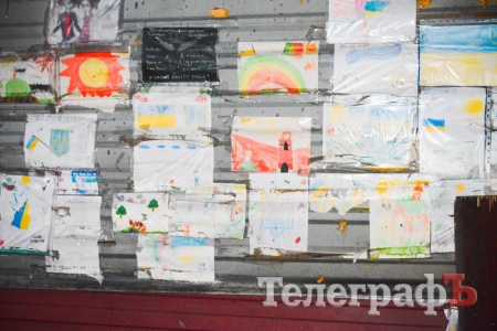 Кіборги просили у кременчужан хліба і води - волонтери привезли і потрапили під обстріл