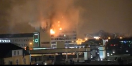 Противостояние в Чечне - в Грозном убито 7 боевиков и пятеро полицейских Противостояние в Чечне - в Грозном убито 7 боевиков и пятеро полицейских