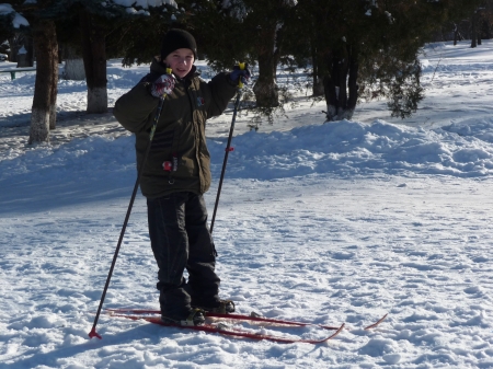 Зимние каникулы в детском лагере "Солнечный"