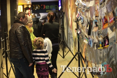 В Кременчуге «сушили» фото, вспоминая Новый год и Майдан В Кременчуге «сушили» фото, вспоминая Новый год и Майдан