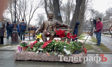 В Кременчуге открыли памятник мэру Олегу Бабаеву
