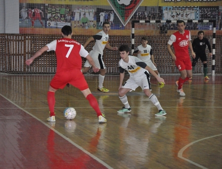 Футзал: «Лукас» разобрался с аутсайдером Экстра-лиги