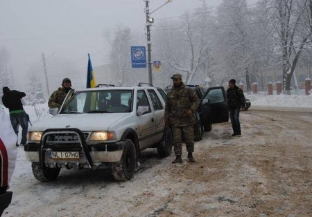 На Полтавщине за бронзового Ленина купили два вездехода для АТО