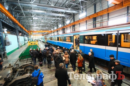 Крюковский вагонзавод модернизирует 50 вагонов метро