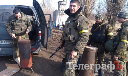 Перезимовали: военных согрели, мирных одели...