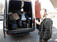 Перезимовали: военных согрели, мирных одели...