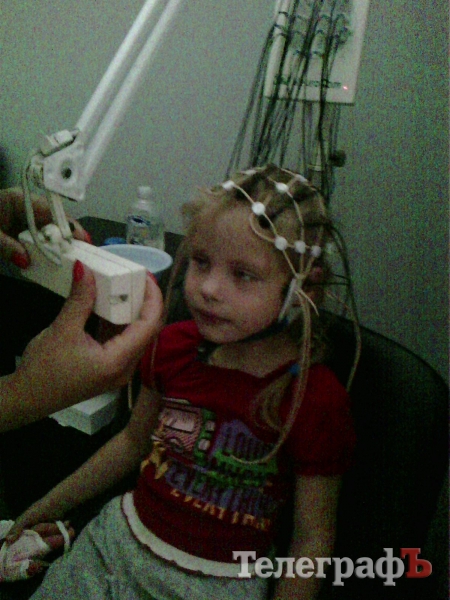 Ліки 6-річній Ангеліні все ще необхідні, але добродійні внески вже не надходять