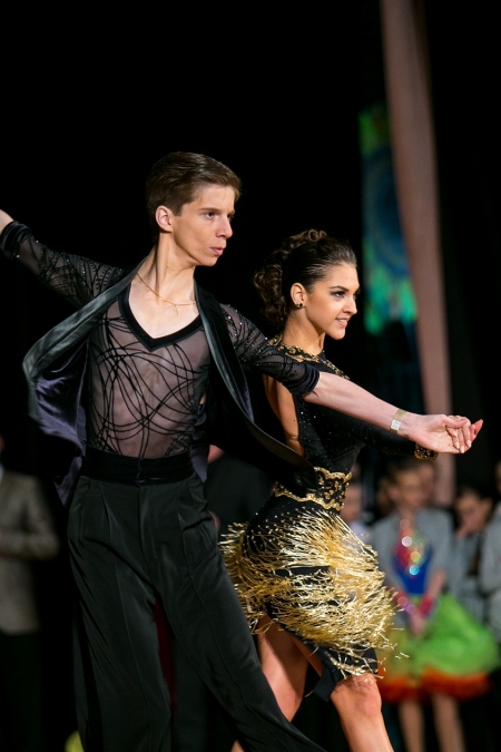 Кременчужане привезли награды со Всеукраинских соревнований по спортивным танцам