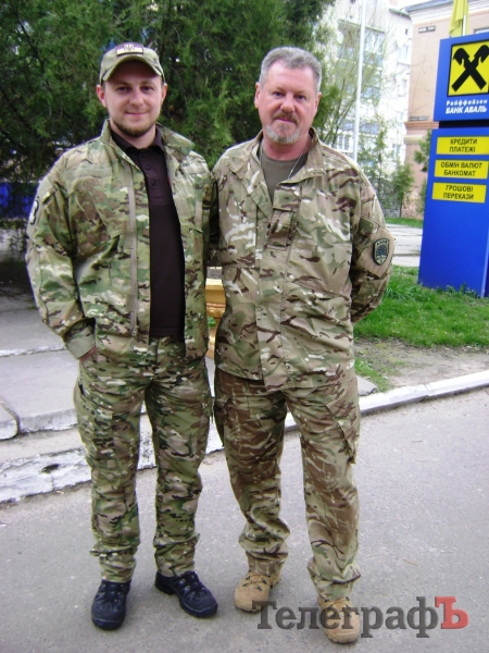 Холодний Яр: тепер з козацькими прапорами йтимуть у бій воїни АТО