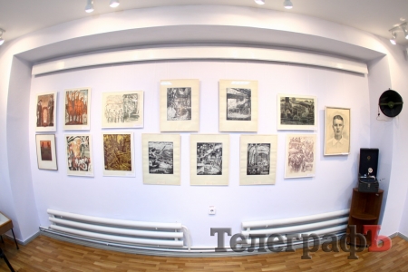 В Кременчуге открылась выставка "И снова память оживает"