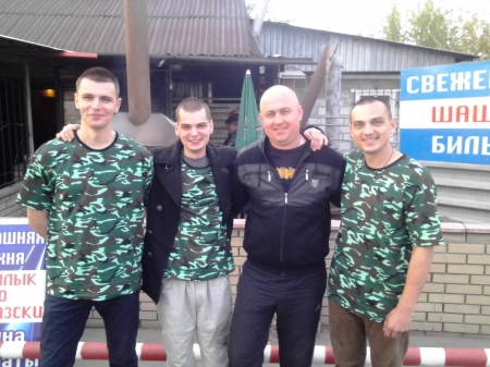 Кременчугские волонтеры обменяли боевиков на пленных украинских военных Кременчугские волонтеры обменяли боевиков на пленных украинских военных