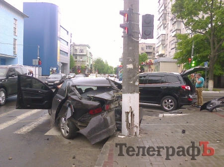 В центре Кременчуга не разъехались Hyndai и Honda