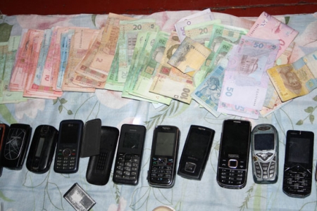 В Кременчуге милиция задержала троих наркоторговцев