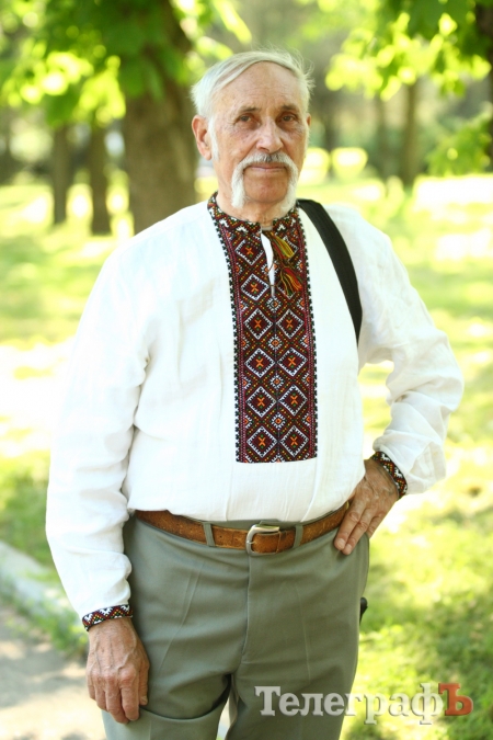 Как кременчужане День вышиванки отмечали