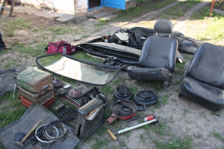 В Кременчуге милиция задержала парня, который угонял старые ВАЗы