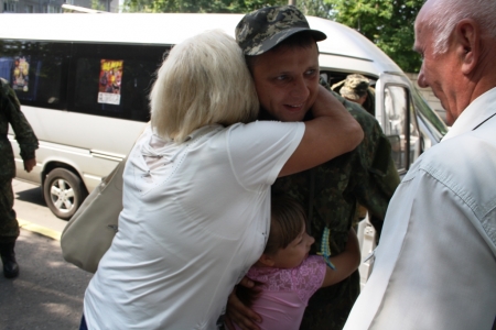 В Кременчуг, после месяца в зоне АТО, вернулись милиционеры 