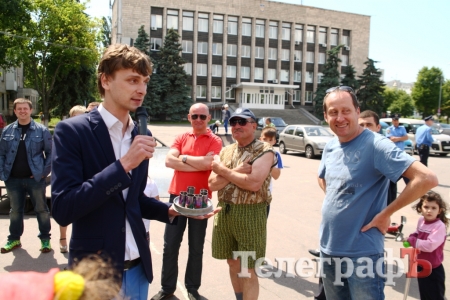 Флешмоб по плетению масксетей: поработали на ура!