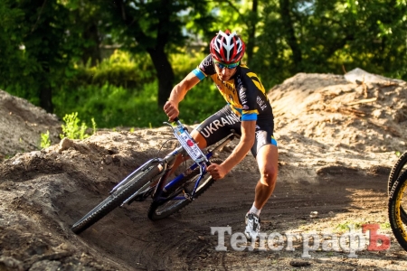 Более 700 кременчужан приняли участие в велопараде