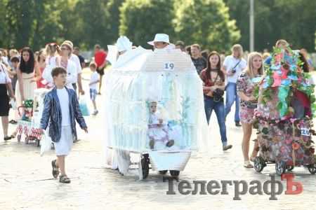 Парад колясок-2015 в Кременчуге