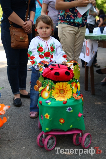 Парад колясок-2015 в Кременчуге