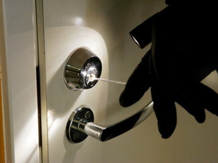 В Кременчуге задержали вора, который обокрал более 30 офисов