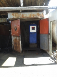 В Кременчуге прикрыли нелегальную заправку