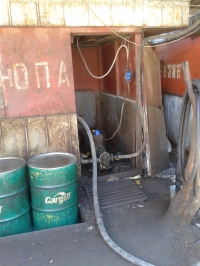 В Кременчуге прикрыли нелегальную заправку