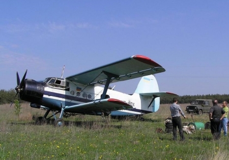 За пожежами на Полтавщині спостерігає літак За пожежами на Полтавщині спостерігає літак