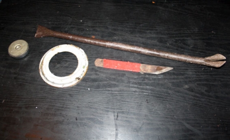 В Кременчуге задержали вандала, который обворовал 50 могил