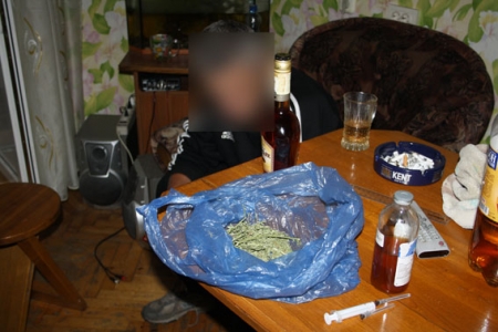 В Кременчуге милиция с помощью активистов задержала «хранителя наркоты»