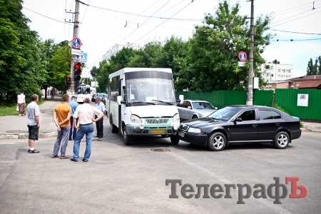 На Красина из-за ДТП было усложнено движение