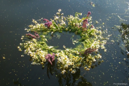 6 липня. Майстер-клас з плетіння вінків на Купала у Кременчуці