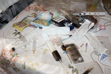 Правоохоронці вилучили у кременчужанки понад 50 доз наркотику