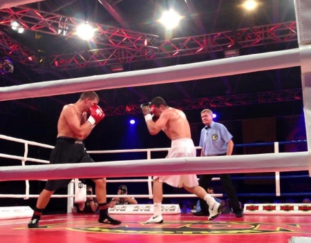 Кременчужанин Сенченко завершив кар'єру блискучою перемогою